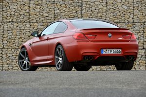 BMW_M6_-_culoare_Frozen_Red_big_3000x2000
