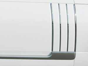 RR_AB_Black_Side_Vent_281013_(70850)