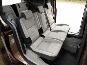 Ford-TourneoConnect_32