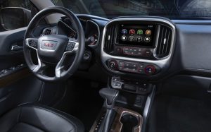 2015-GMC-Canyon-Interior-Detail-from-Passenger-Seat-016