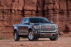 2015-GMC-Canyon-SLT-Crew-Cab-Front-Three-Quarter-005