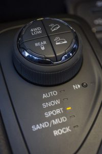 140203_J_Cherokee_Trailhawk_25