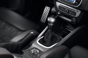 Renault_57370_global_en