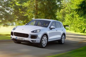New_Porsche_Cayenne_S_E_Hybrid_embargo_00_01_CEST_24_July_2014