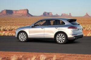 New_Porsche_Cayenne_S_embargo_00_01_CEST_24_July_2014