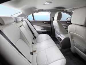 Jag_XE_S_Image_080914_23