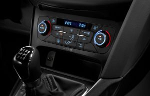 NewFordFocus_Interior_02