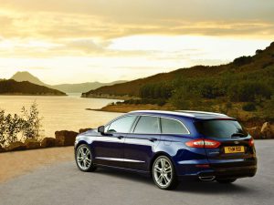 FordMondeo_Wagon_01