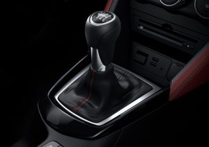 2016-Mazda-CX-3-37