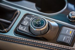 2016_nissan_maxima_62