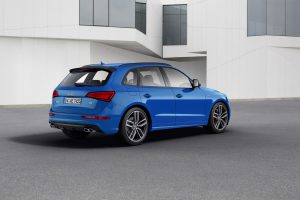 Audi-SQ5-Plus-4