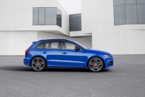 Audi-SQ5-Plus-5