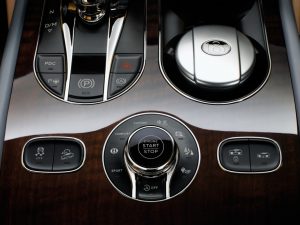 Bentley-Bentayga-11