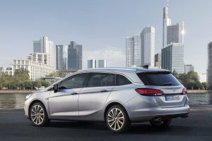 Opel-Astra-Sports-Tourer-15