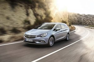 Opel-Astra-Sports-Tourer-7