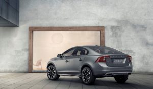 155762_Volvo_S60_Cross_Country