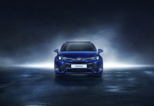 2015-ToyotaAvensis-30