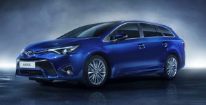 2015-ToyotaAvensis-56