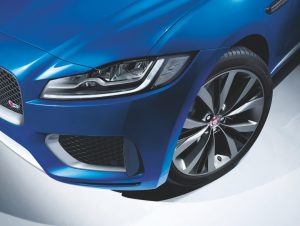 Jag_FPACE_LE_S_Studio_Image_140915_02_(116334)