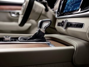 170138_Interior_Gear_lever_Volvo_S90