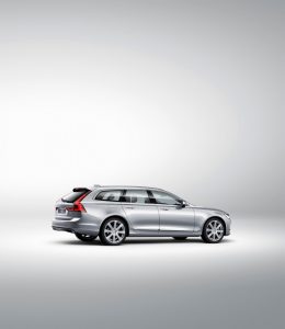 173849_Volvo_V90_Studio_rear_7_8
