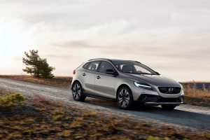 175940_Volvo_V40_T5_AWD_Cross_Country_Location_3_4_Front