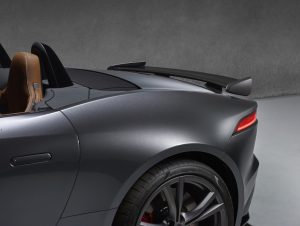 JAGUAR_F-TYPE_SVR_57_CONVERTIBLE_Studio_Detail