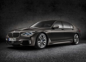 P90208690_highRes_bmw-m760li-xdrive-ex