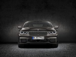 P90208692_highRes_bmw-m760li-xdrive-ex