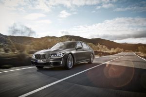 P90208696_highRes_bmw-m760li-xdrive-ex