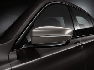 P90208718_highRes_bmw-m760li-xdrive-ex