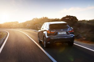 LEXUS_RX_06