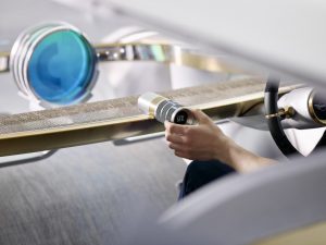 P90222689_highRes_mini-vision-next-100