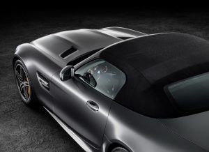 2017-mercedesamggt-roadster-04