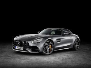 2017-mercedesamggt-roadster-06