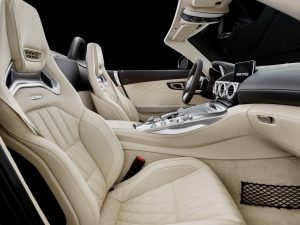 2017-mercedesamggt-roadster-14
