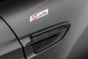 st-line_kuga_lr_043