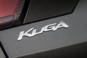 st-line_kuga_lr_045