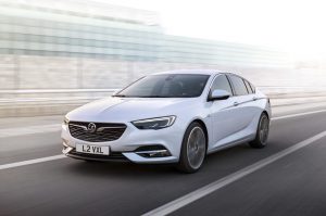 2017-VauxhallInsignia-08