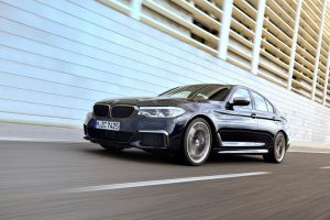 p90244772_highres_the-new-bmw-m550i-xd