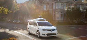 2017-chrysler-pacifica-hybrid-minivan-waymo-self-driving-test-fleet_004-970x546-c
