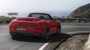 2018-Porsche-911-GTS-7
