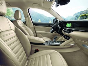 Alfa-Romeo-Stelvio-130