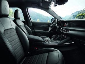 Alfa-Romeo-Stelvio-132