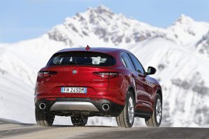 Alfa-Romeo-Stelvio-26