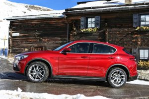 Alfa-Romeo-Stelvio-27