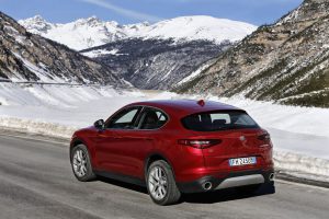 Alfa-Romeo-Stelvio-41