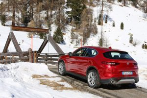 Alfa-Romeo-Stelvio-42