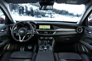 Alfa-Romeo-Stelvio-7