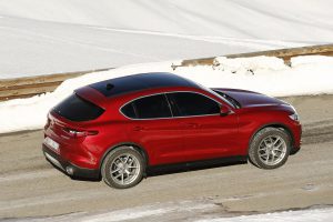 Alfa-Romeo-Stelvio-70